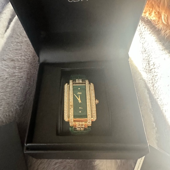 Elegant Gold and green JBW Women's Watch - Picture 1 of 3